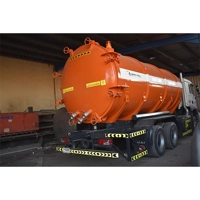 uae/images/cochin-steel-llc/tank-trailer/vacuum-tanker-trailer-rear-end.webp