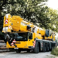 uae/images/productimages/al-buraq-al-abyaz-heavy-equipment-rental-llc/mobile-crane/liebherr-ltm-mobile-crane-ltm-1230-5-1-maximum-load-capacity-230-ton.webp