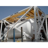 uae/images/productimages/al-shirawi-equipment-company-llc/semi-trailer/acid-transporting-tank-with-crash-frame-2000-to-5500-us-gal.webp