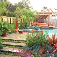 uae/images/productimages/desert-link-landscaping-llc/swimming-pool-construction-service/garden-pool-maintenance.webp