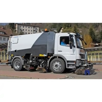 uae/images/productimages/gargash-general-trading-llc/road-sweeper-machine/truck-mounted-sweepers-sk-500-700.webp