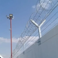 uae/images/productimages/gulf-fence-factory-fze/mesh-fencing/anti-climb-fence-without-concertina.webp