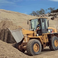 uae/images/productimages/high-access-equipment-rental-llc/wheel-loader/wheel-loader-938h.webp