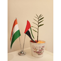 uae/images/productimages/joys-advertising-material-trading-llc/table-top-flag/table-flags.webp