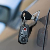 uae/images/productimages/malik-car-towing-&-repair-company/vehicle-locksmith-service/car-unlock.webp