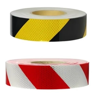 uae/images/productimages/safety-house-general-trading-llc/reflective-tape/reflective-diagonal-tape-rt26040-pet-25-m-2-in.webp