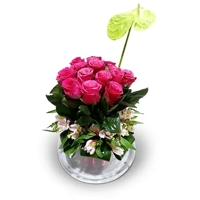 uae/images/productimages/sonya-plants-and-flowers-llc/flower-vase/flower-vase-arrangement-spf-7.webp