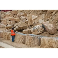 uae/images/productimages/stone-zone-sands-trading-llc/stone-masonry-service/supply-and-installation-of-natural-stone-boulders-for-landscaping-works-including-boulder-fixing-gardening-applications-and-water-features.webp