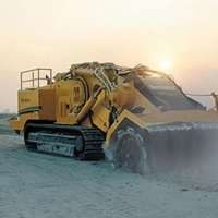 uae/images/productimages/vermeer-middle-east-fzco/road-grader/2020-vermeer-t1255iii-direct-drive-terrain-leveler-sem.webp