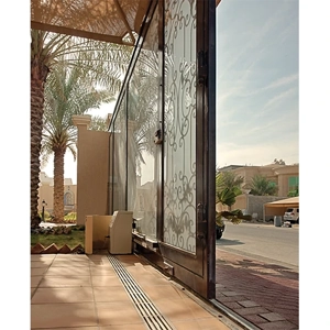 Sliding Door