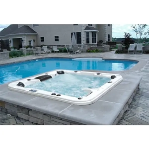 Whirlpool Tub