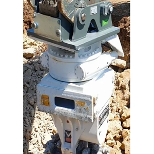 Earthmoving Machinery Attachment