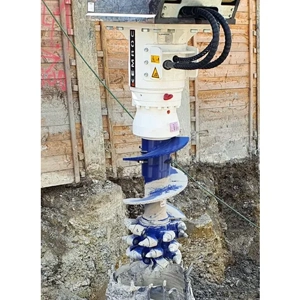 Earthmoving Machinery Attachment