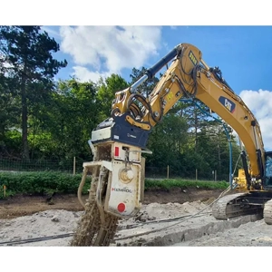 Earthmoving Machinery Attachment