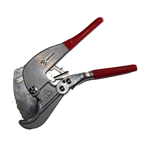 Pipe Cutter