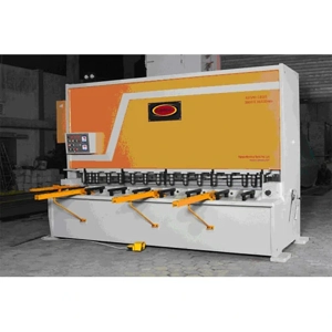 Metal Shearing Machine