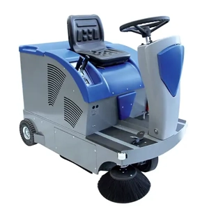 Road Sweeper Machine