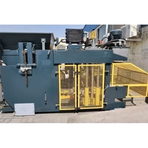 Concrete Block Molder