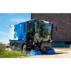 Road Sweeper Machine