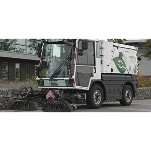 Road Sweeper Machine