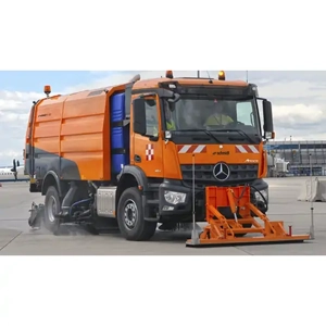 Road Sweeper Machine