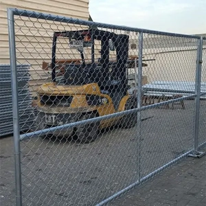 uae/images/productimages/gulf-fence-factory-fze/metal-fence/galvanized-chainlink-fence-panel-size-customized-material-steel.webp