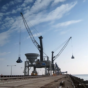 uae/images/productimages/liebherr-middle-east-fze/gantry-crane/liebherr-portal-slewing-crane-lps-800.webp