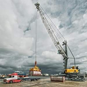 Truck Crane