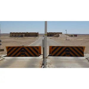 uae/images/productimages/optima-engineering/road-blocker/hydraulic-road-blocker-series-hrrhs-height-when-raised-500-to-1000-mm-width-1500-to-6000-mm-yellow-black.webp