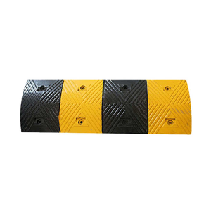 uae/images/productimages/safety-store/speed-hump/speed-breaker-road-hump-500-mm-black-and-yellow.webp